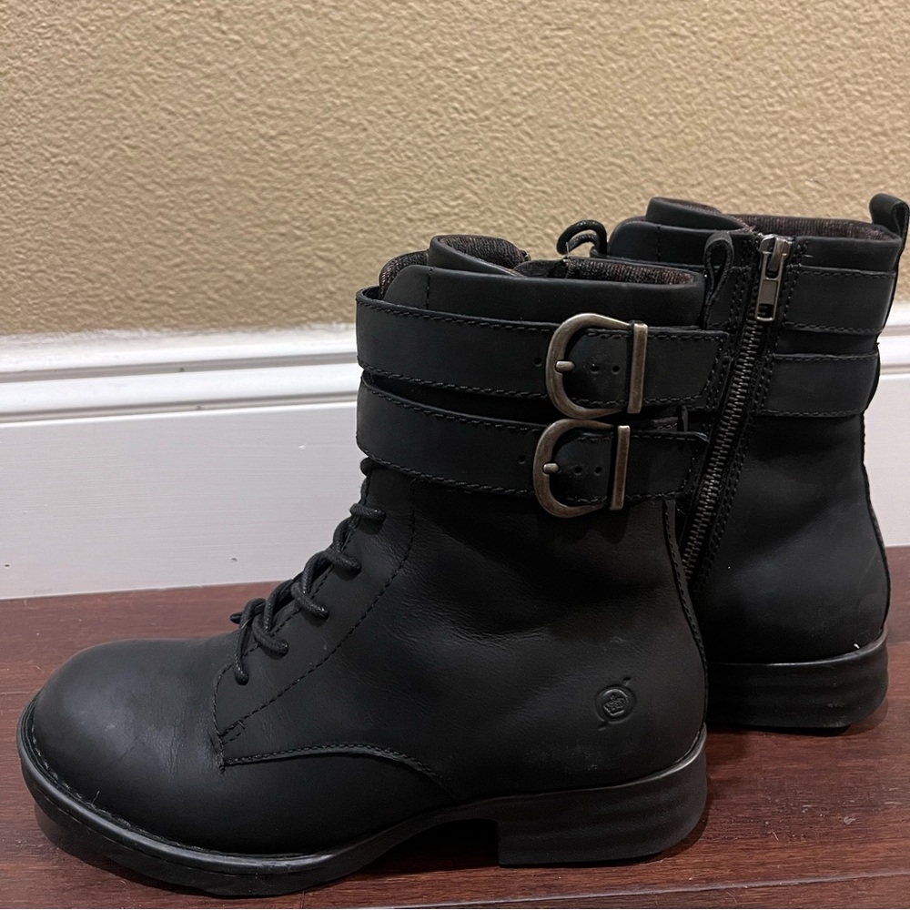 Brand: Born Size: 6.5 color: black